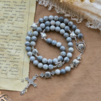 Rosario de oración para gato atigrado gris claro: Pulsera para el cuidado de gatos callejeros, Rosario de animales