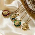 Colliers Cristallins Multicolores de la Vierge Marie : Bijoux Artistiques Remplis de Foi