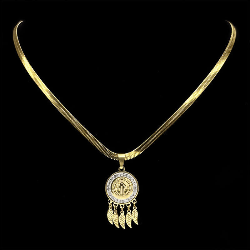 Collier pendentif icône sainte : Bijoux artistiques avec accents de zircon