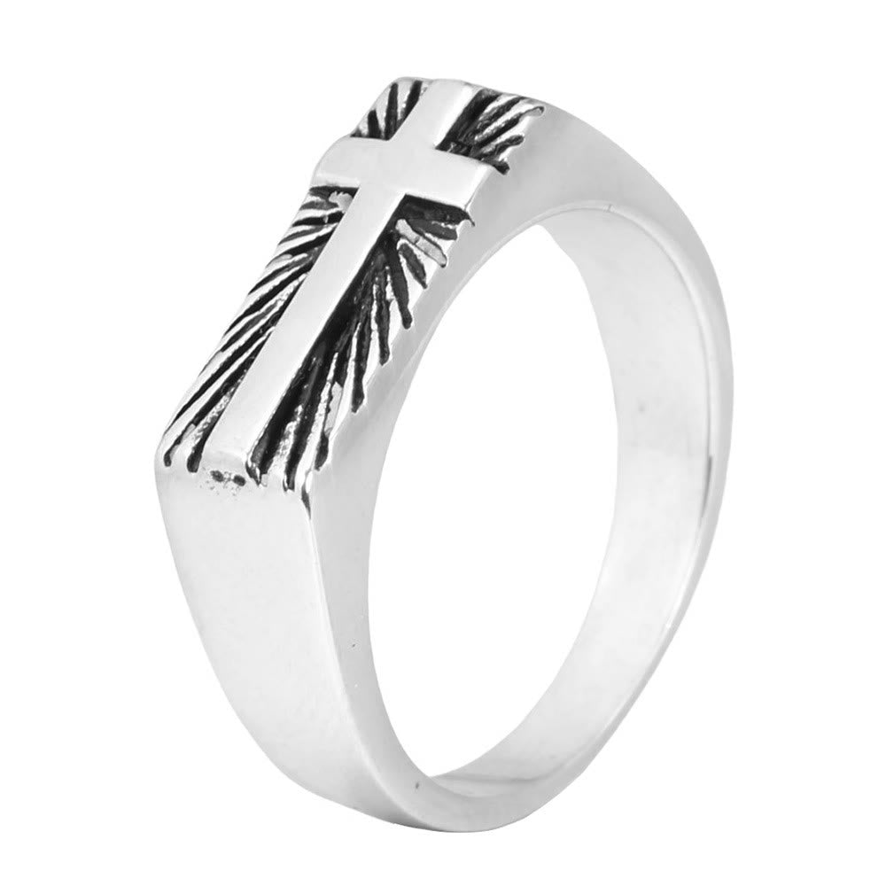 Bague Croix Religieuse Tendance : Acier Inoxydable avec Détails Éclatants