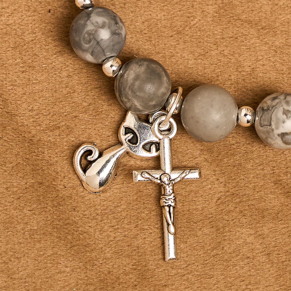 Bracelet Prière Chat Tigré Gris Clair Doux Gardien