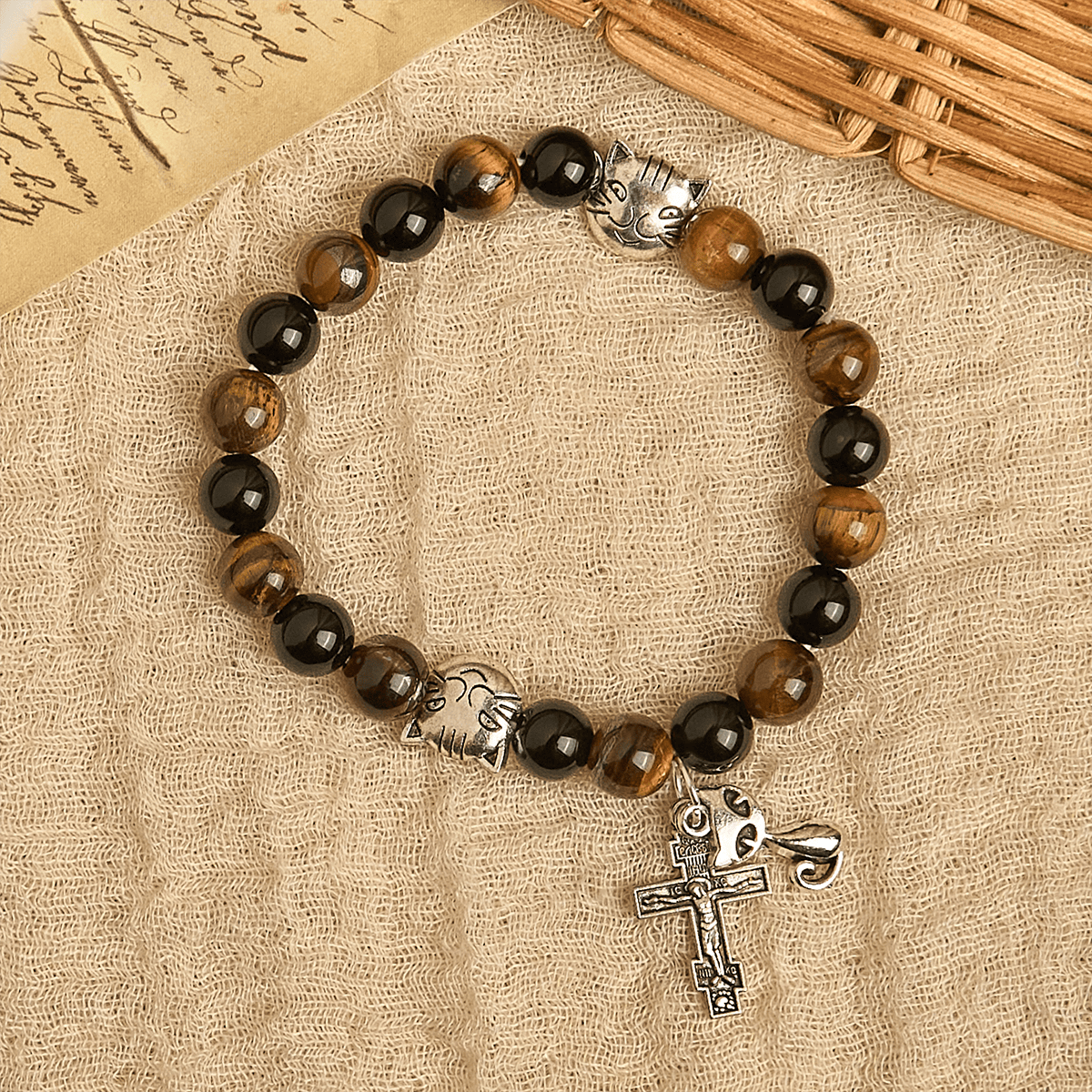 Fidèle chat tigré avec des perles marron-noir pour bracelet animalier de prière affectueux