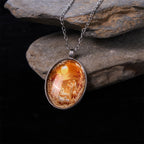 Collier Pendentif Crèche en Verre
