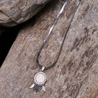 Collier pendentif icône sainte : Bijoux artistiques avec accents de zircon