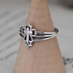 Bague croix ornée en argent sterling style cathédrale avec volutes florales