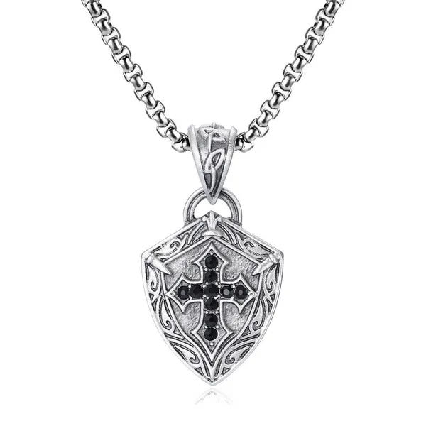 Bouclier orné - Collier Crucifix en forme avec incrustations de zircons noirs