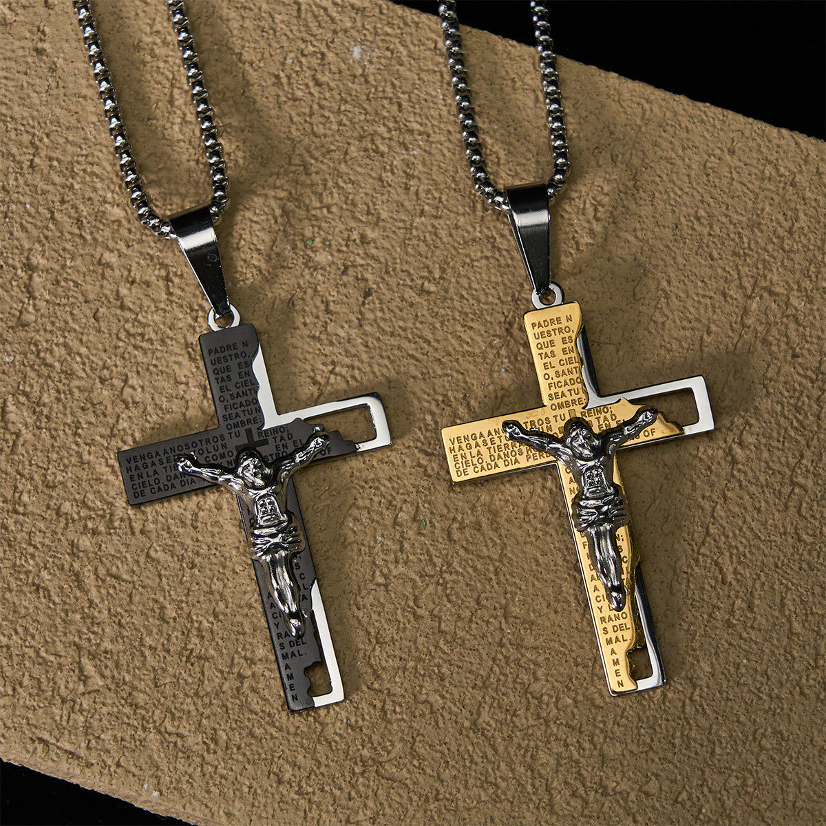 Collier Crucifix avec Inscription Notre Père : Garde Mes Pas