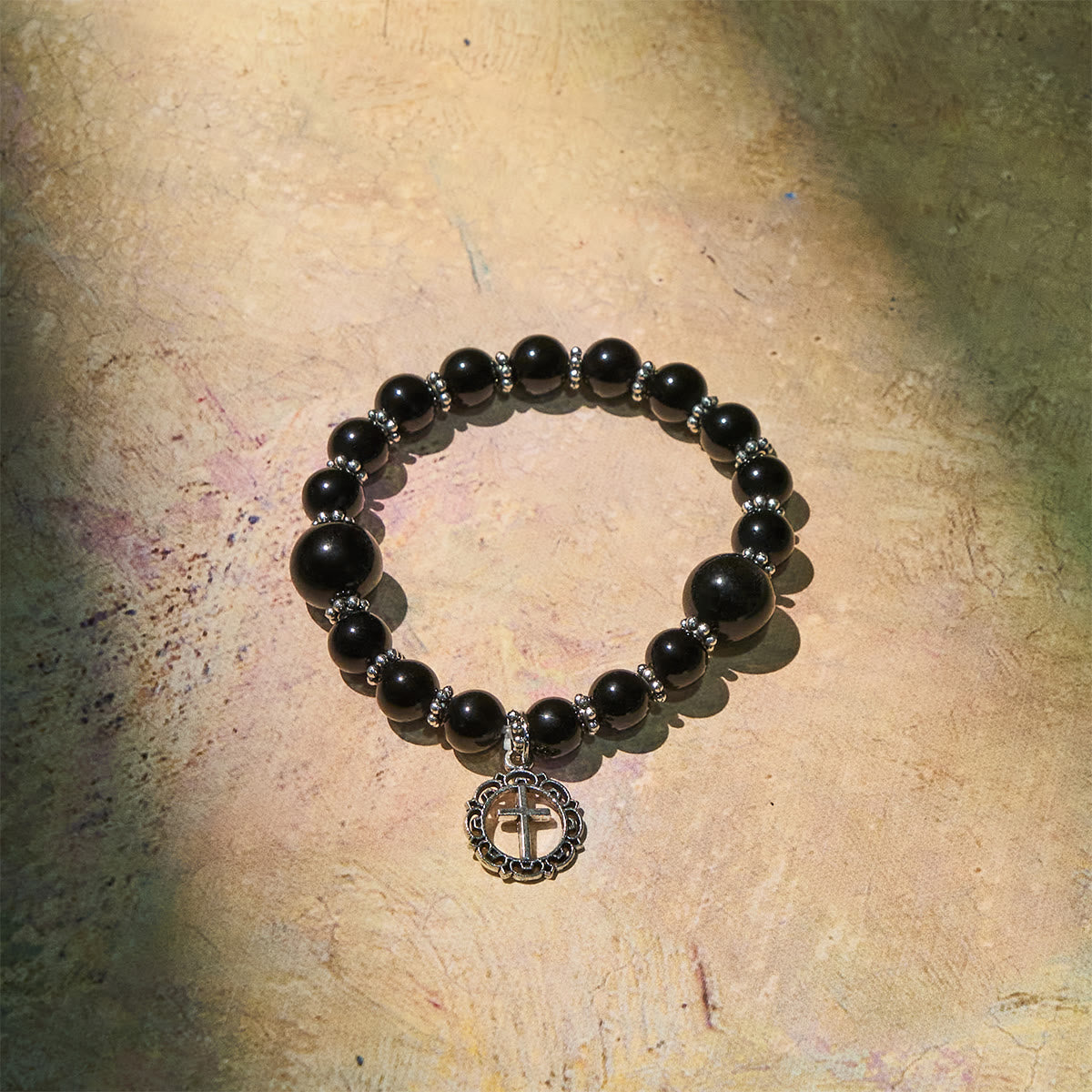 Pulsera de Obsidiana Negra de Armadura Espiritual con Dije de Cruz: Reza sin Miedo