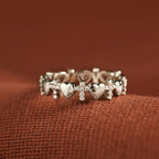 Anillo Corazón y Circonita Fe: Elegancia Minimalista con Significado Espiritual