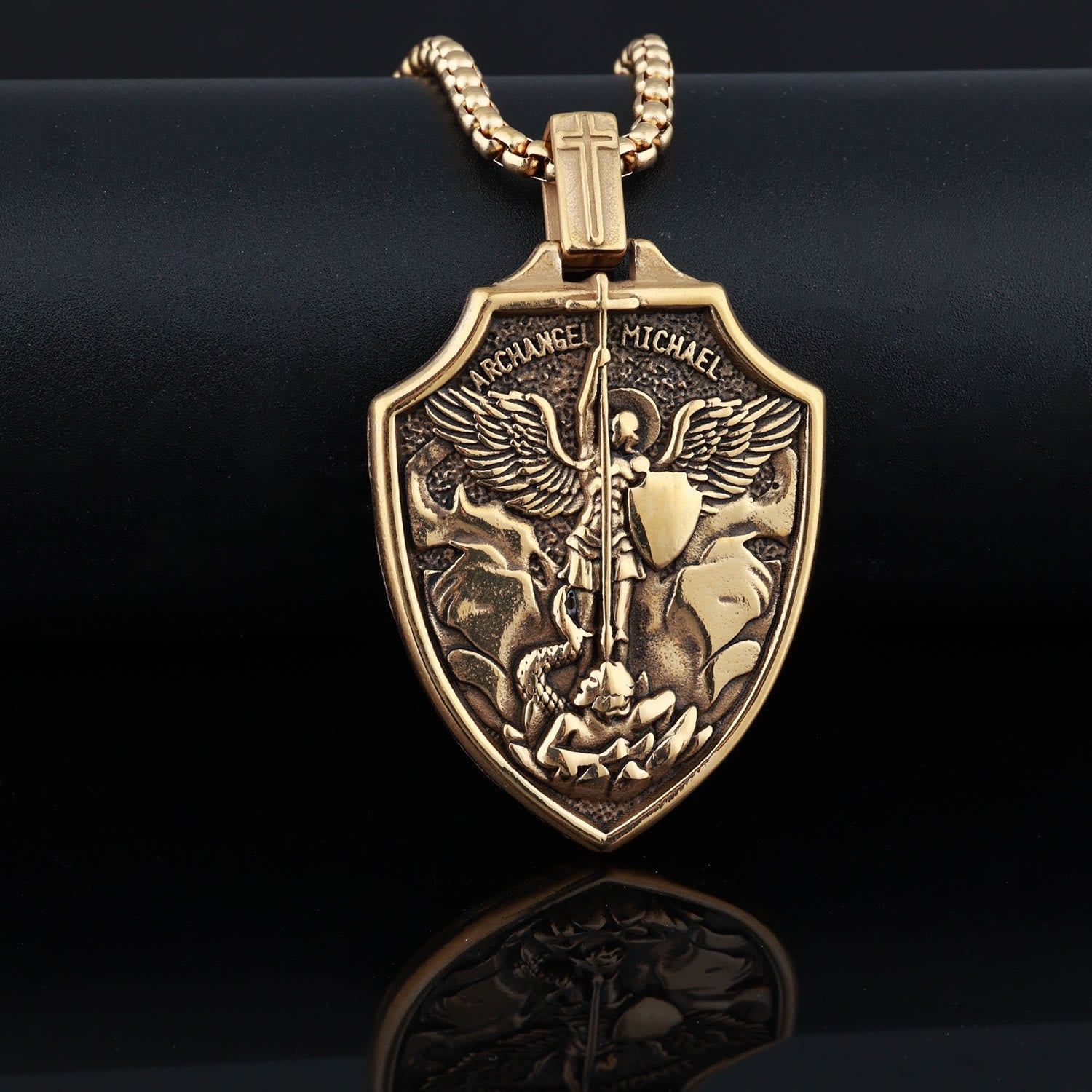 Collier pendentif bouclier Archange Michel : foi et protection au quotidien