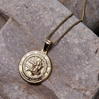 Collar con colgante Armadura de Dios: Protección espiritual y devoción eterna