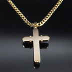 Collier Croix Déclaration : Artisanat Audacieux et Symbole Spirituel pour un Style Inspiré par la Foi