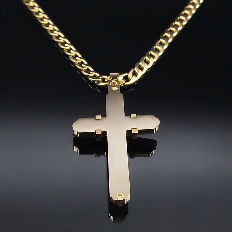 Collier Croix Déclaration : Artisanat Audacieux et Symbole Spirituel pour un Style Inspiré par la Foi