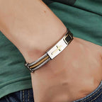 Pulsera de Cable Cruzada Multicolor: Estilo Inspirado en la Fe y Devoción Duradera