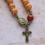 Bracelet chapelet perles fleur de pêcher : Dévotion et grâce terrestre