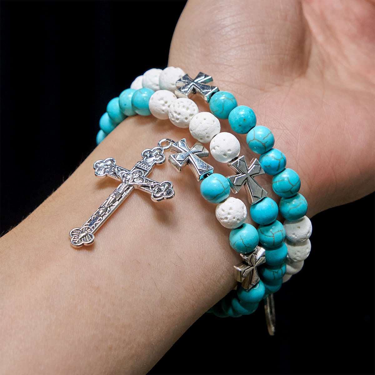 Bracelet chapelet gypse et turquoise : Dévotion et calme céleste