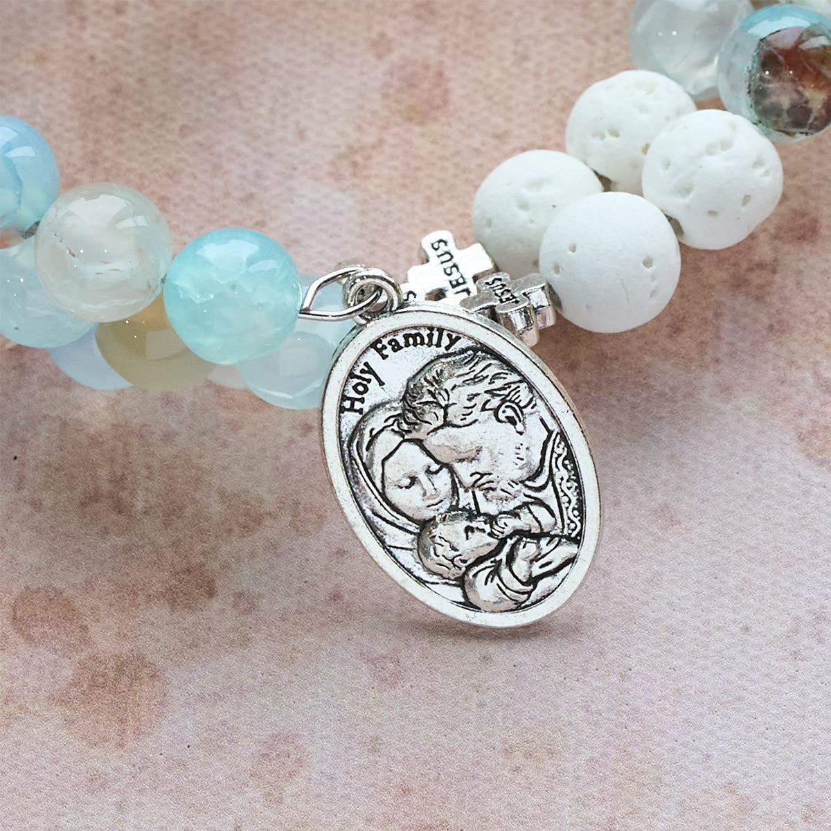 Chapelet bracelet en gypse et agate veine bleue : dévotion et sérénité céleste