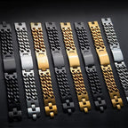 Pulsera Cruz y Oración: Texto Sagrado y Moda Atrevida