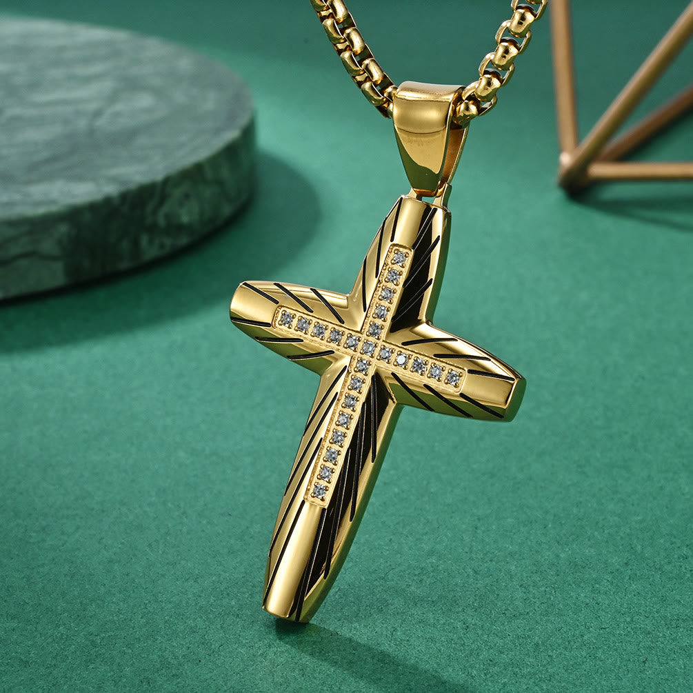 Croix Scintillante : un rappel tactile de votre foi pour le quotidien