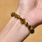Bracelet façon chapelet Œil-de-tigre : Pierre de touche pour la réflexion
