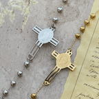 Bracelet de perles « Grâce » : Breloque Croix pour de doux rappels