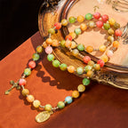 Pulsera de Rosario Fe Vibrante Resplandor Arcoíris: Cuentas Coloridas y Nuestra Señora Sagrada Dorada
