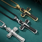 Collier croix triple couche : La foi personnalisée au quotidien