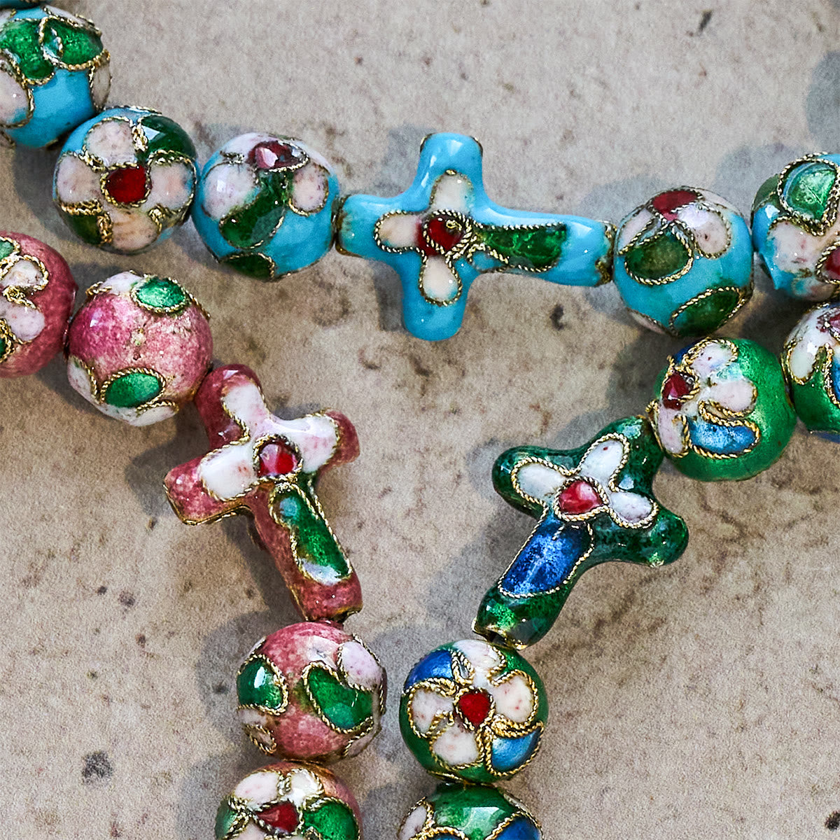 Pièces de foi en filigrane d'émail cloisonné : Un réconfort riche avec une symbolique sacrée
