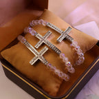 Bracelet Croix Blanc & Bleu Paon : La Foi Enlacée de Reflets Scintillants