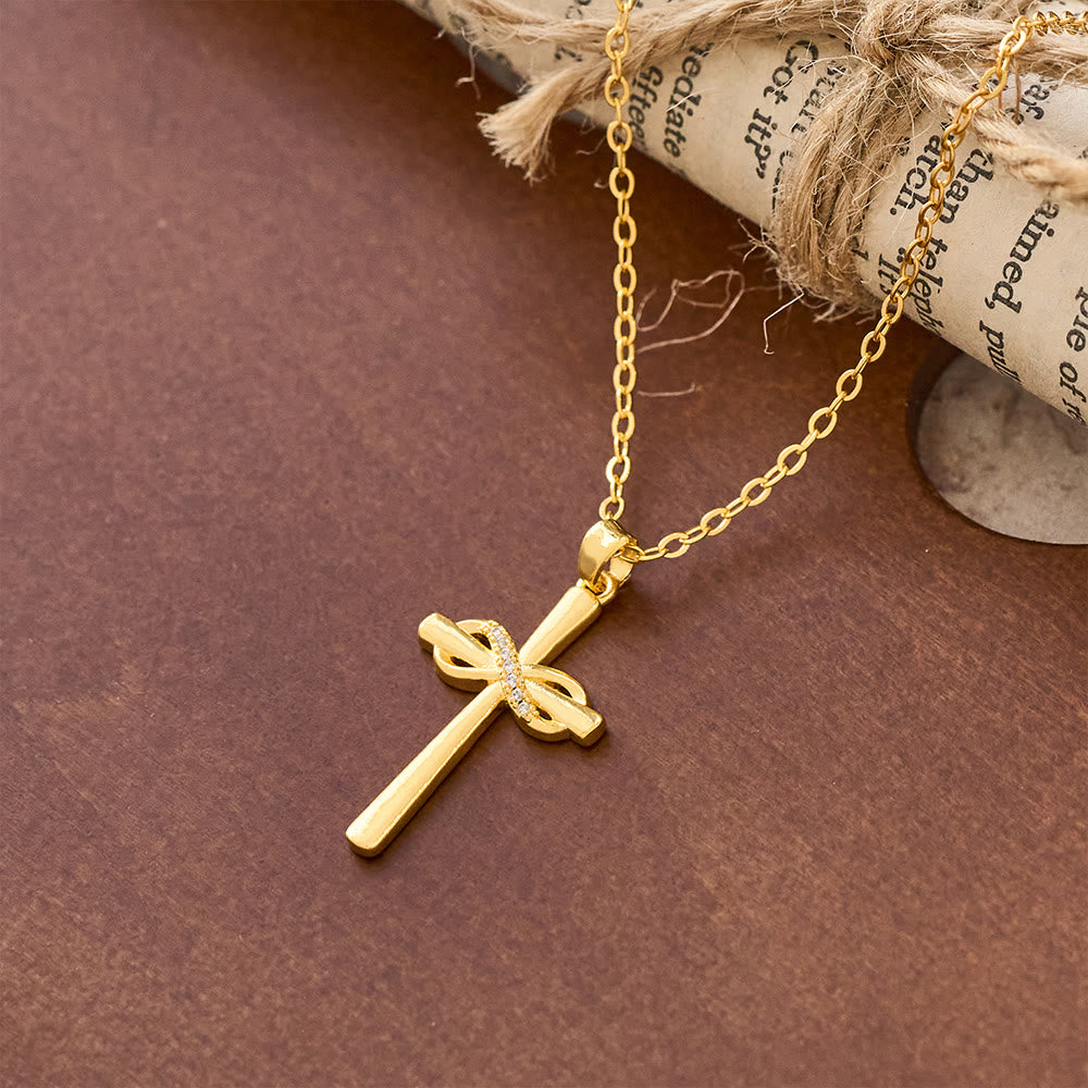 Collares Möbius Cross y Zircon: Comodidad Suave con Simbolismo Sagrado