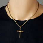 Pendentif croix motif baseball : Foi et passion pour un usage quotidien