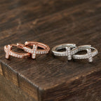 Boucles d'oreilles créoles croisées bicolores élégantes : Beauté intemporelle de Faith VIP