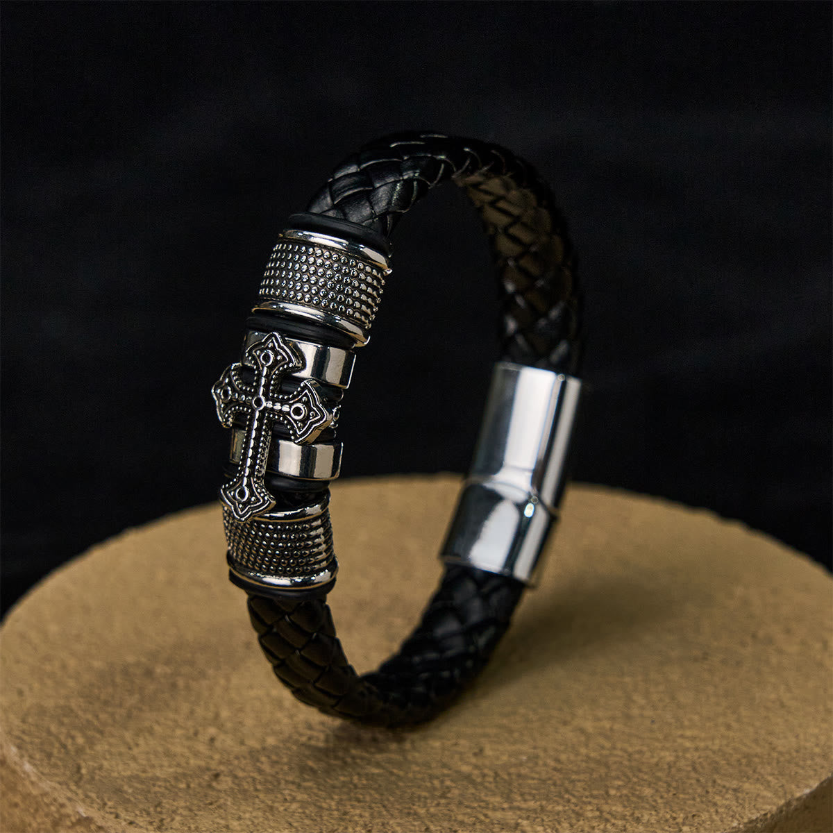 Pulsera clásica de cuero de la Santa Cruz de dos tonos con diseño trenzado