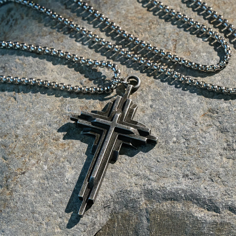 Collier croix en alliage structuré : Bijou de foi moderne à plusieurs niveaux