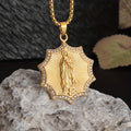 Collier Notre-Dame « Divine Protection » : Un doux rappel de sa présence.
