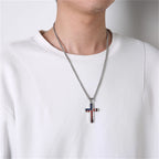 Collar Cruz de Metal con Motivo de Bandera Americana: Lleva la Fe y el Honor Cerca del Corazón