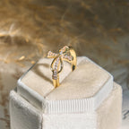 Bague Croix de Möbius Or/Argent : Portez Sa Grâce au Quotidien