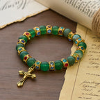 Pulsera Cruz de Ágata Verde Esmerilada y Cristal Blanco: Fe Suave en Textura Luminosa