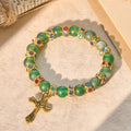Pulsera Cruz de Ágata Verde Esmerilada y Cristal Blanco: Fe Suave en Textura Luminosa