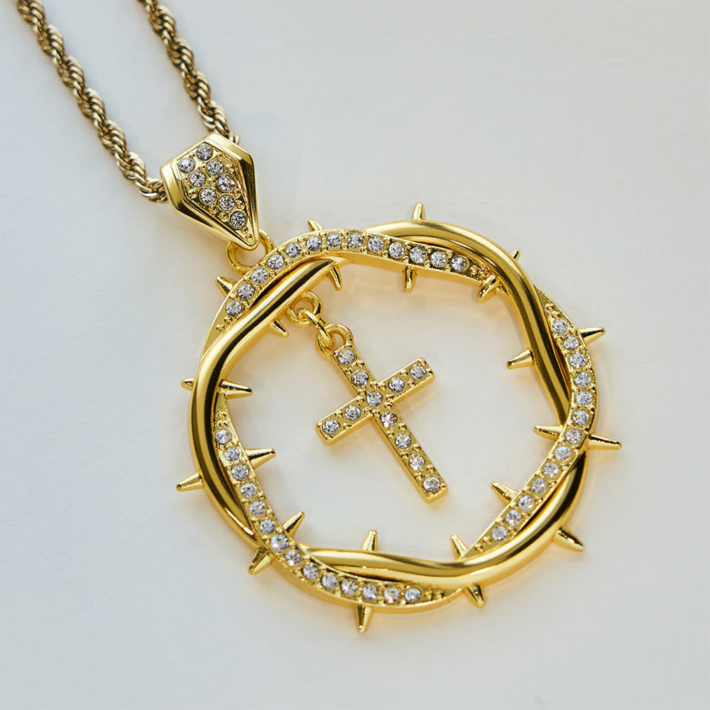 Pendentif Couronne d'Épines et Croix : Un Rappel de Foi et de Grâce au Quotidien