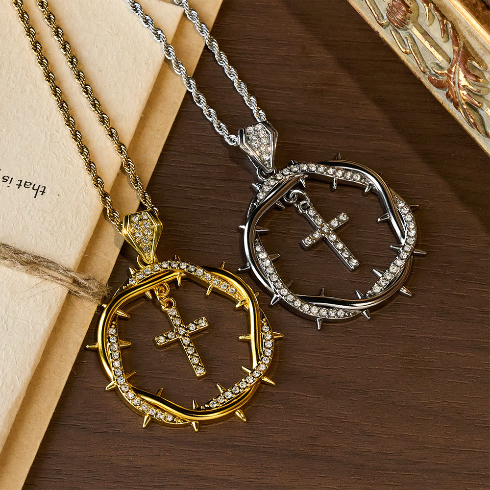 Pendentif Couronne d'Épines et Croix : Un Rappel de Foi et de Grâce au Quotidien