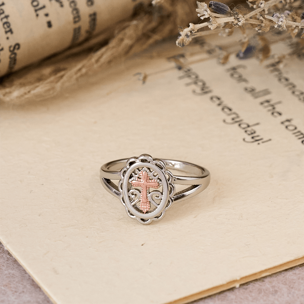 Bague croisée bicolore : Bijou de foi en filigrane argent et or rose