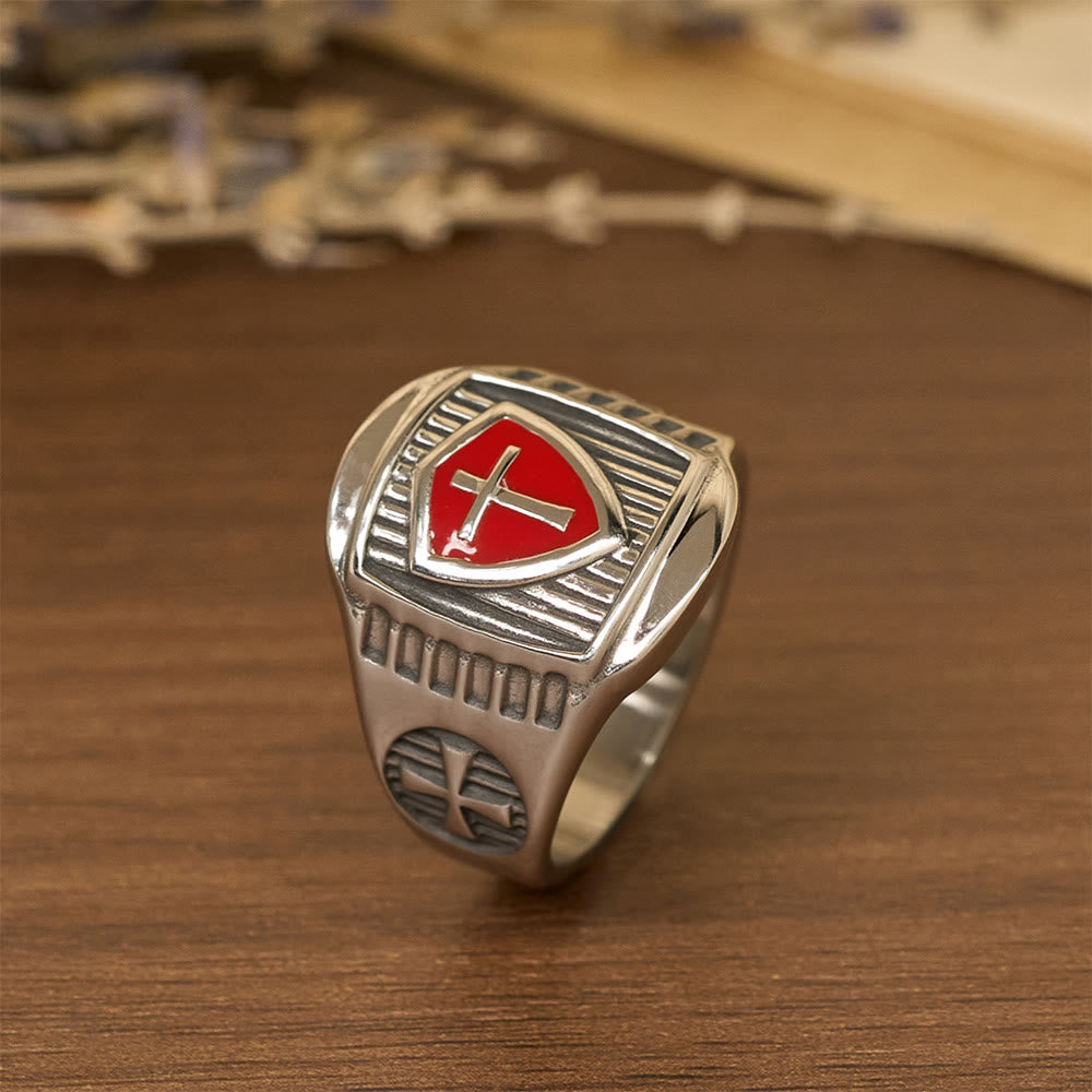 Anillo con Cruz del Escudo Templario - Un Emblema Sagrado de Valor y Fe