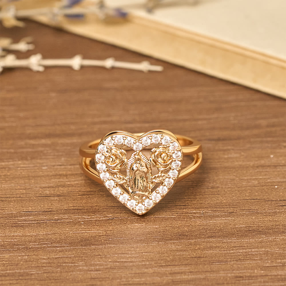 Anillo con Motivo de Nuestra Señora en Forma de Corazón y Detalles de Rosa: Lleva Su Cuidado en el Uso Diario