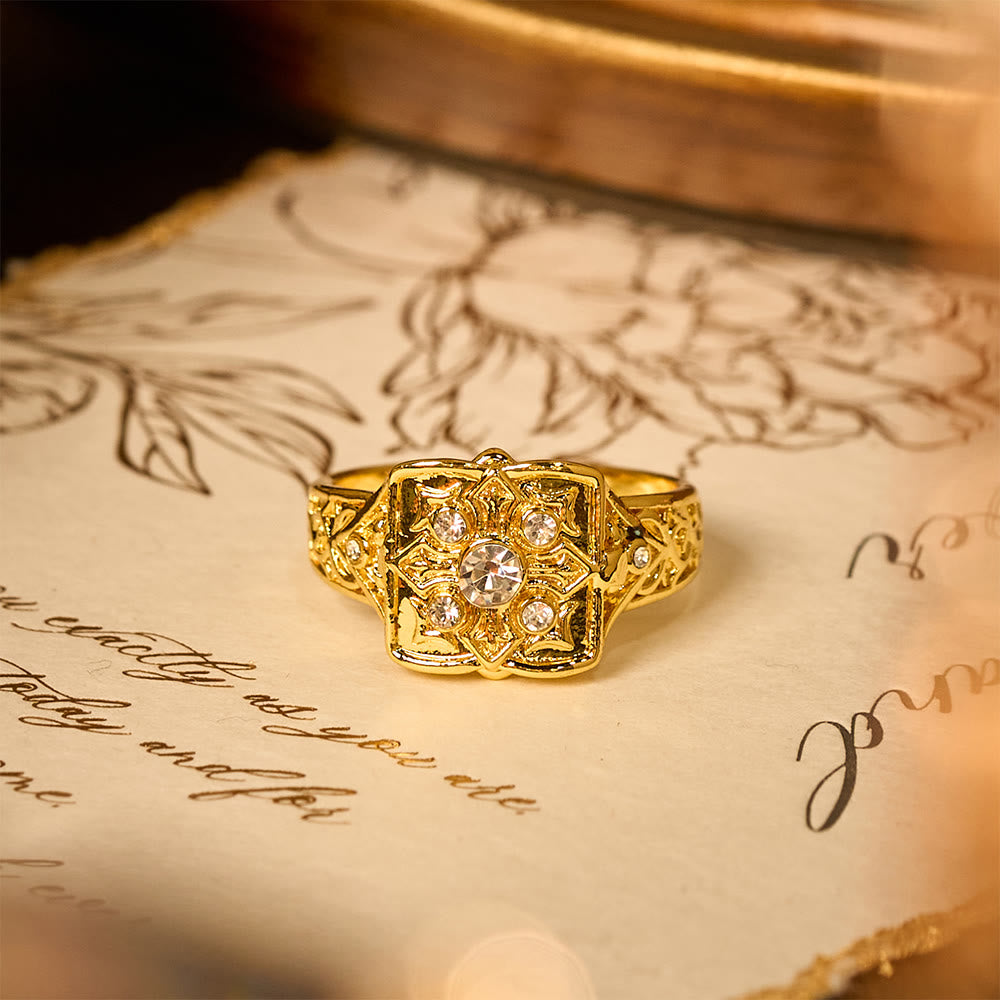 Anillo Cruz Relicario: Devoción y Recuerdo Sagrado