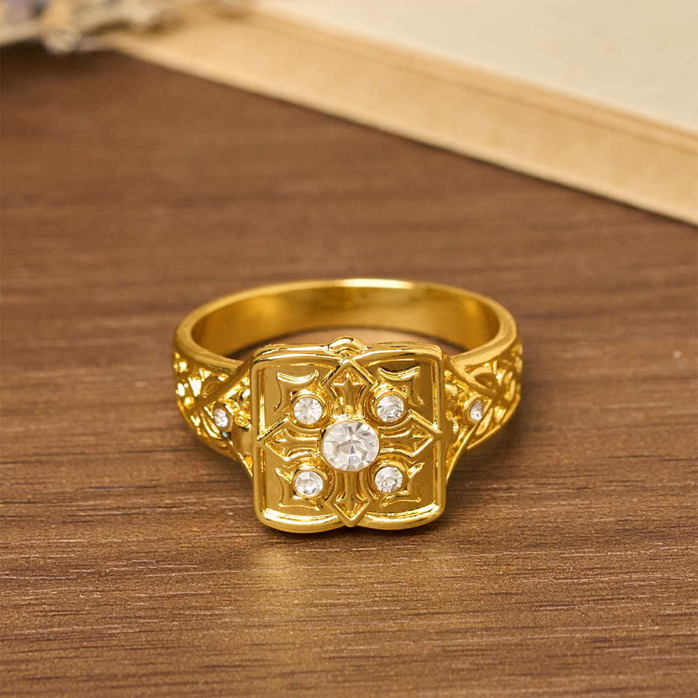 Anillo Cruz Relicario: Devoción y Recuerdo Sagrado