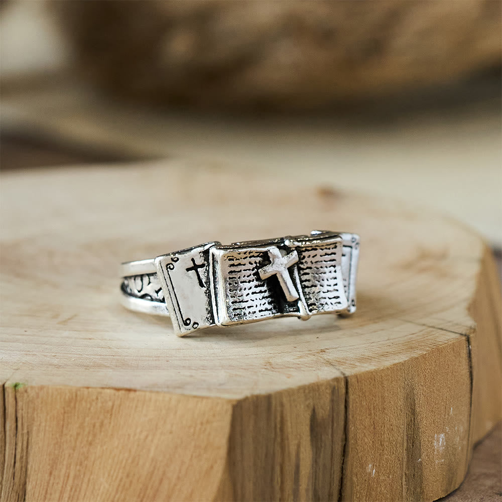 Anillo Bíblico con Cruz: Un Compañero Sagrado de Fe