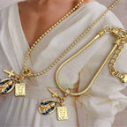 Conjunto de joyas con el dije de Nuestra Señora de Gracia: Un símbolo de devoción eterna