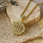 Collier Chaîne Corde Épine & Clous : Un Symbole de Sacrifice Rédempteur