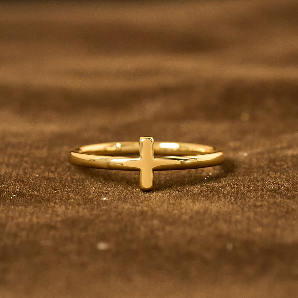 Lot de bagues doubles à croix : Métal poli et styles incrustés de zircons pour une dévotion quotidienne